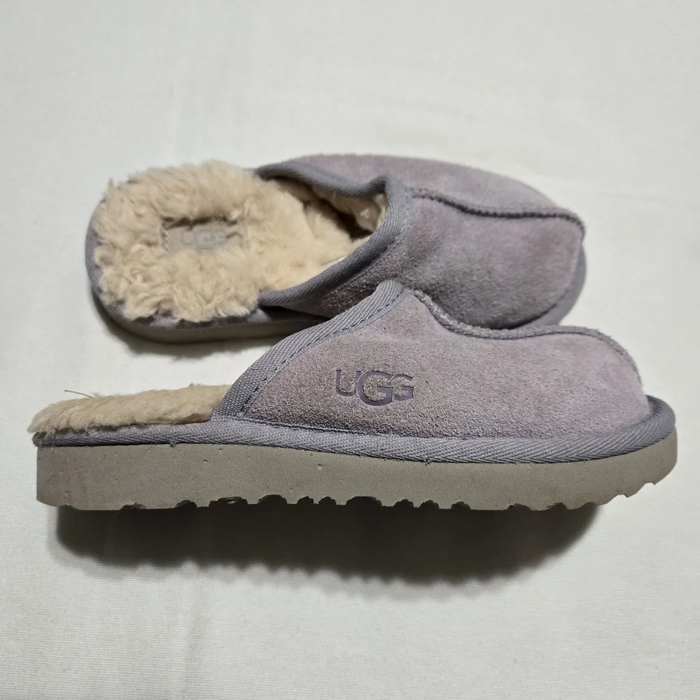 UGG Kid's Keegan Slippers sz 11